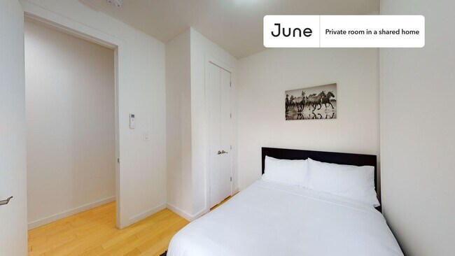 Foto del edificio - Room in Shared 4 bed/2 bath home