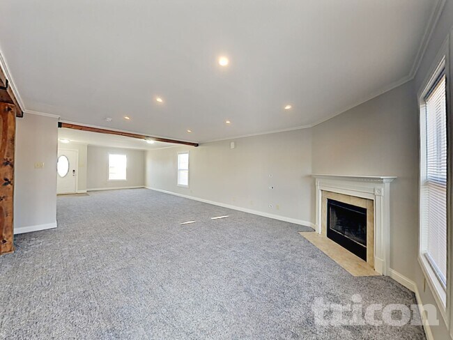 Foto del edificio - 2609 Woodfield Blvd