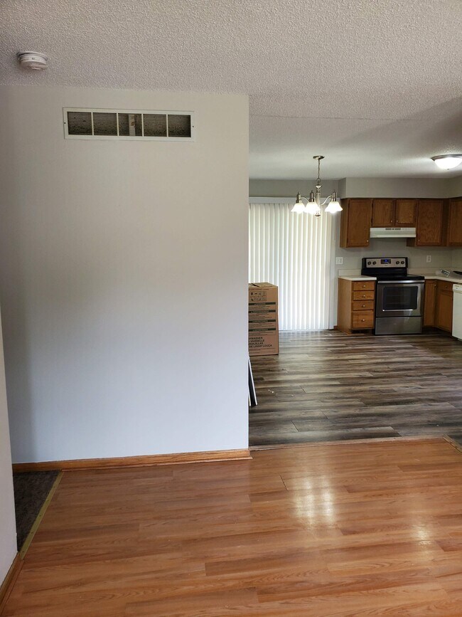 Foto del edificio - 2125 SE 8th St