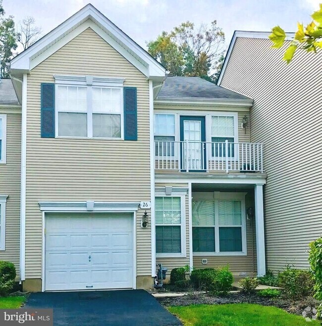 Building Photo - 26 Normandy Dr