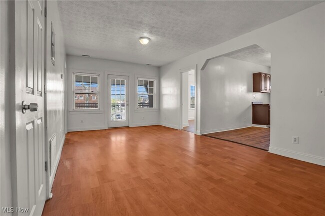Foto del edificio - 317 E 156th St