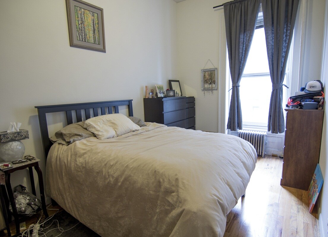 Foto principal - 61 W 87th St