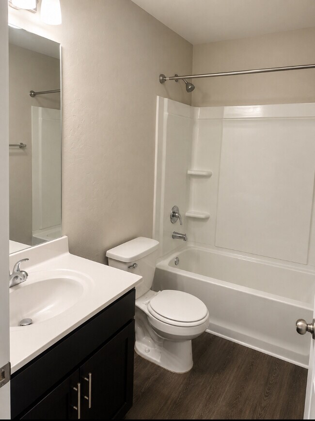 Foto del edificio - 11701 Casey Dr