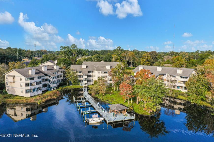 Foto principal - 2 bedroom in Jacksonville FL 32210