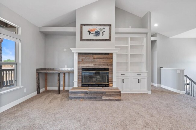 Foto del edificio - 9851 Deep Water Ln