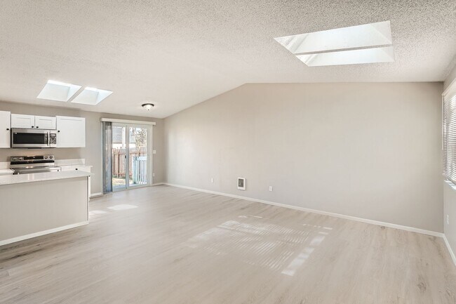 Foto del edificio - 209 E 36th St