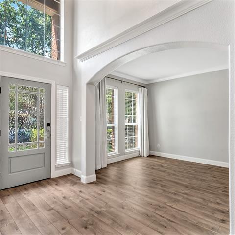 Building Photo - 3812 Lindale Dr