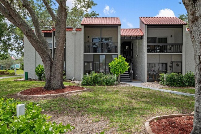 Building Photo - ** THIS UNIT IS AVAILABLE STARTING MAY 1ST 2026!** GORGEOUS 2 BEDROOM, 2BATHROOM, TURNKEY FURNISH...