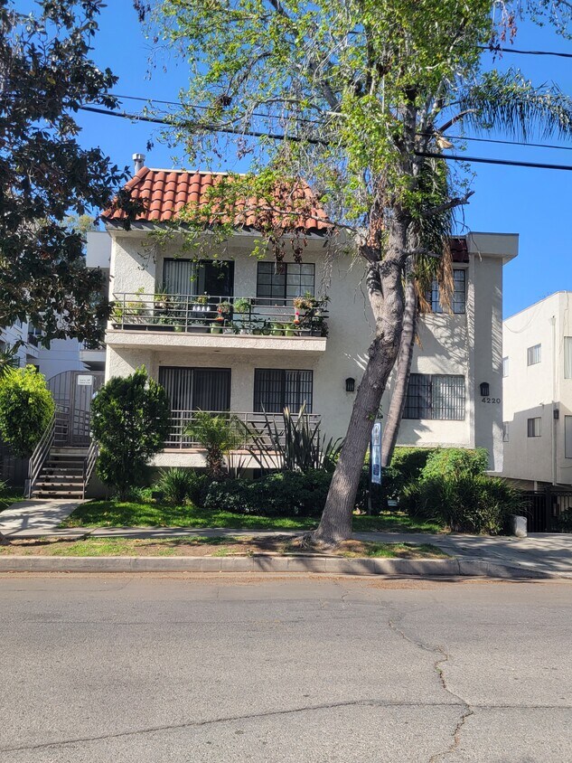 Foto principal - 4220 Arch Dr