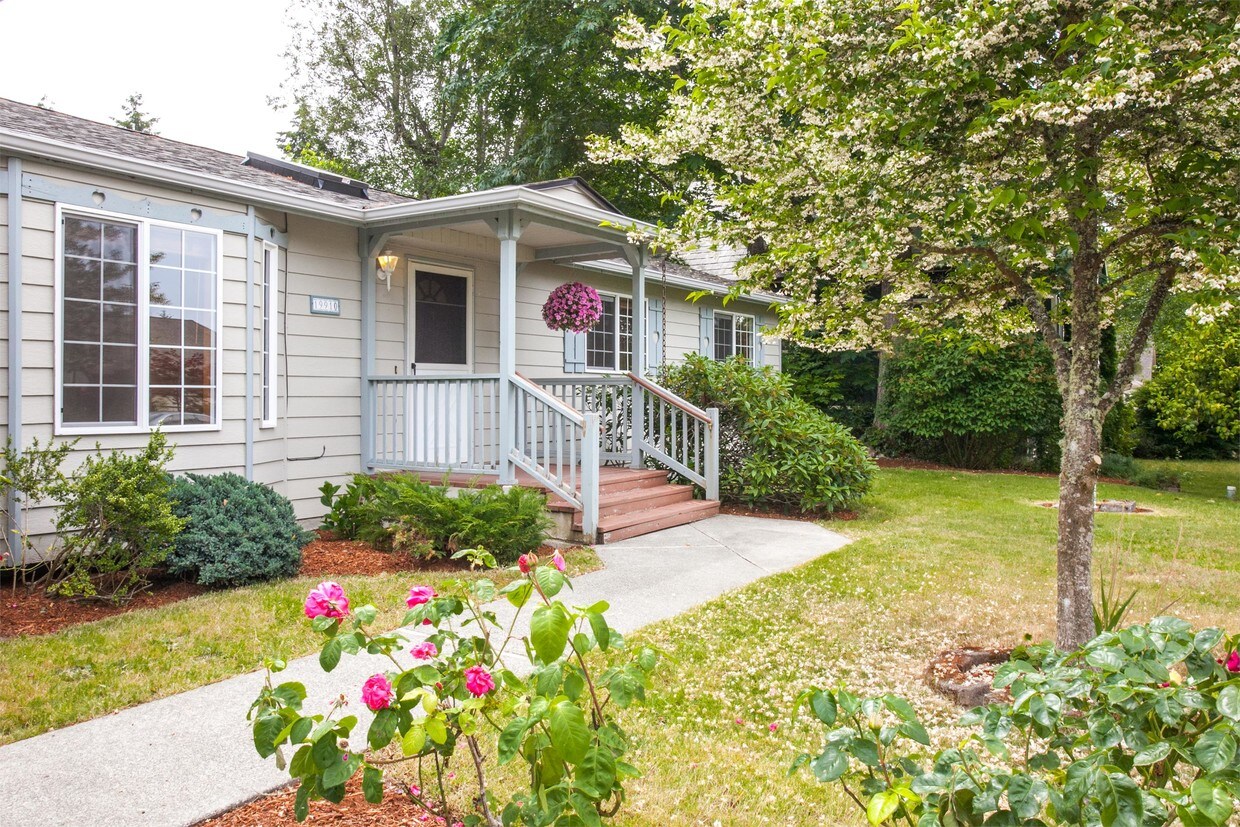 19910 Mosjon Cir NE, Poulsbo, WA 98370 House Rental in Poulsbo, WA