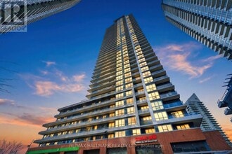 Building Photo - 2212 Lake Shore Blvd W