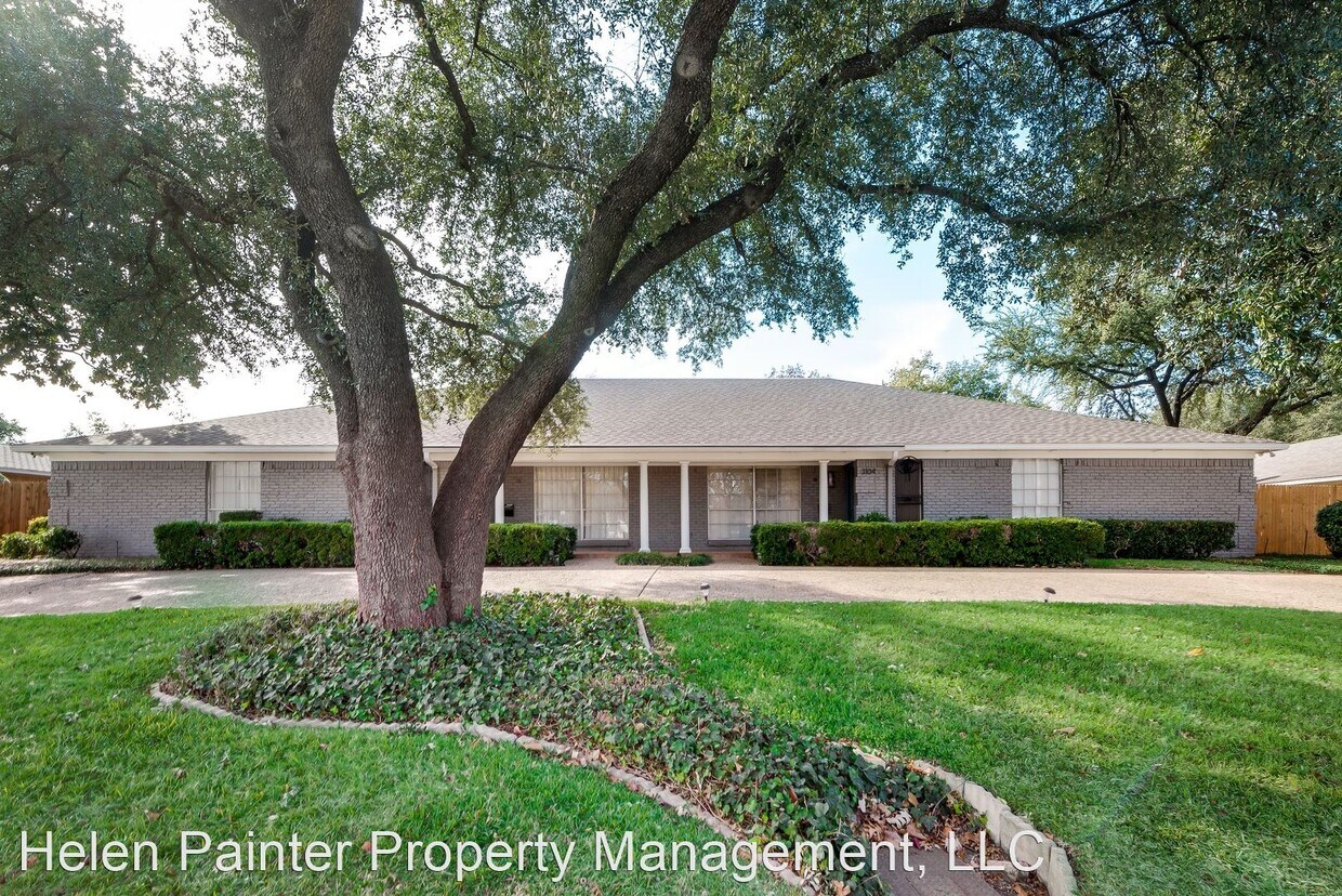 Foto principal - 3 br, 2.5 bath House - 3106 Overton Park Dr W
