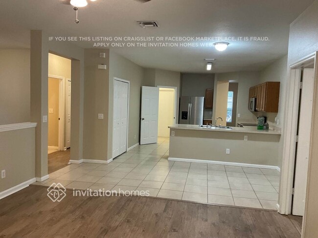 Foto del edificio - 3817 Mt Carmel Ln