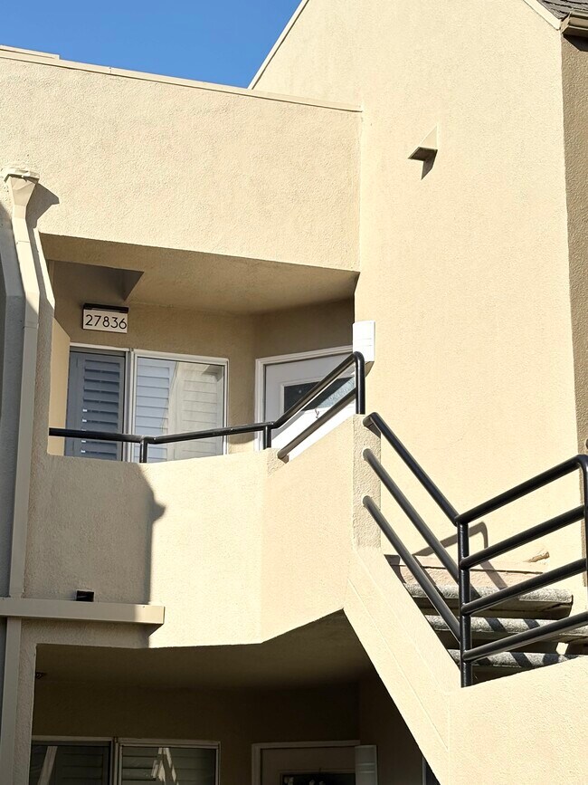 Fuera de la unidad - 27836 Persimmon