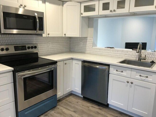 Foto del edificio - 1018 Dartmouth Glen Way