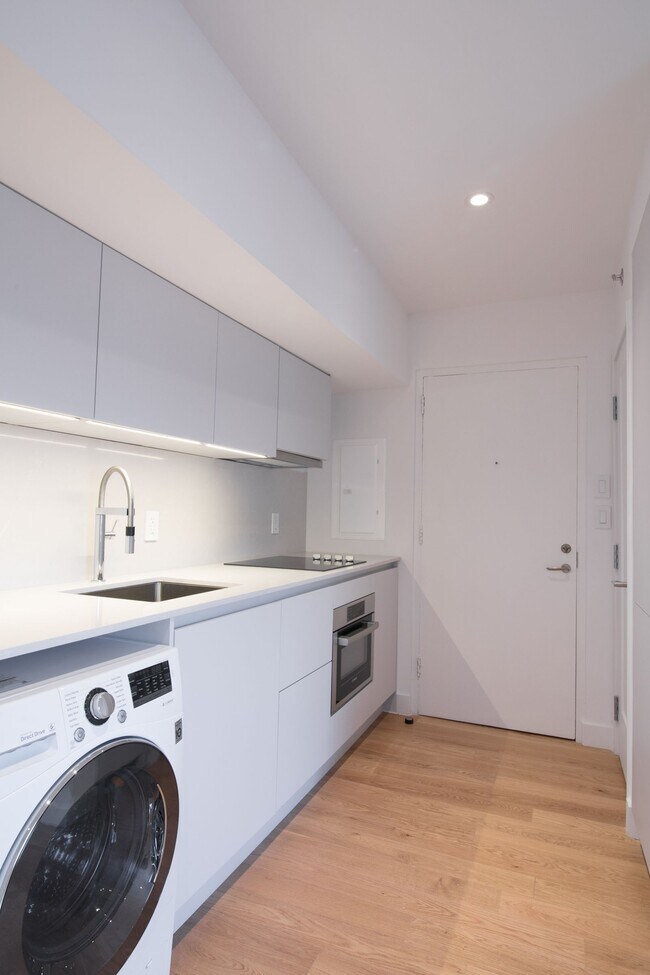 Photo du bâtiment - 3455 Rue Aylmer