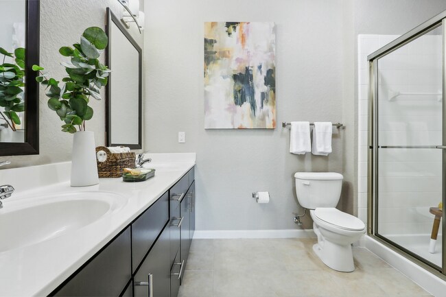 47-web-or-mls-100 Myrtle St - Unit 310 - 011.jpg - Weston Park at Longwood Station