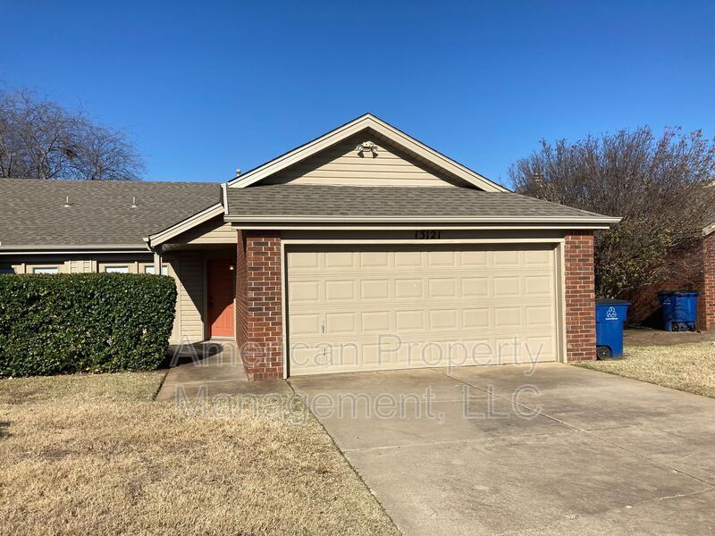 Foto principal - 13121 E 44th St