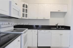 Primary Photo - 900 Bay Dr
