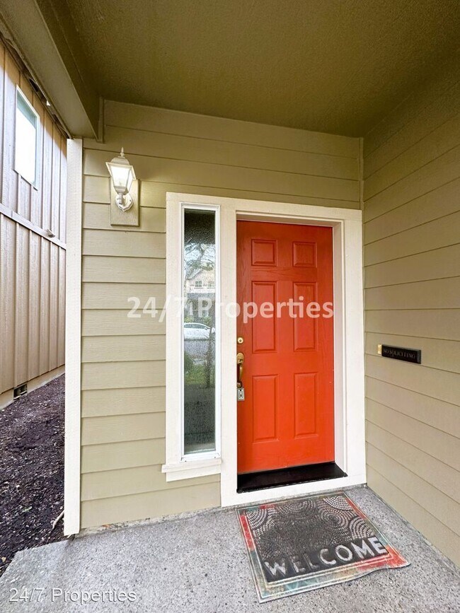 Building Photo - 2 br, 2.5 bath House - 4556 SE Olivewood St