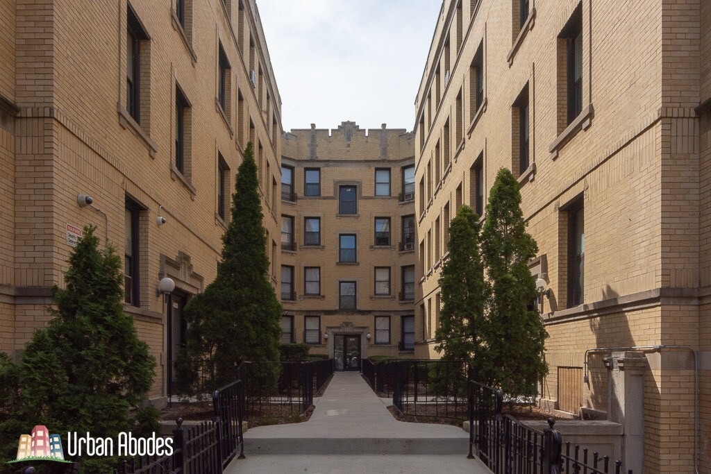 Foto principal - 4604 N Beacon St