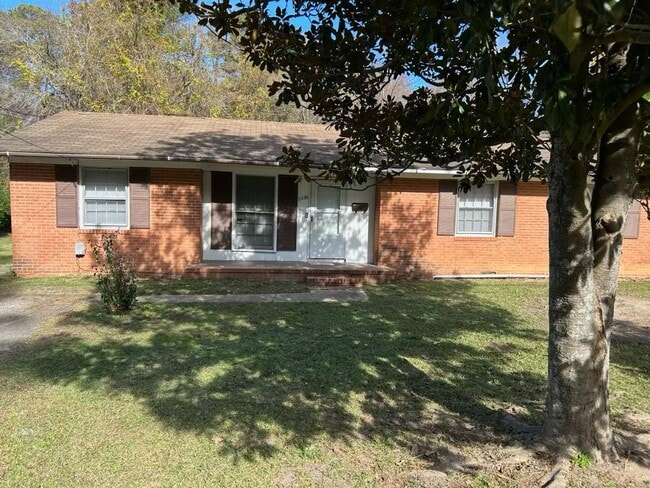 Foto del edificio - 2336 Lake Ave