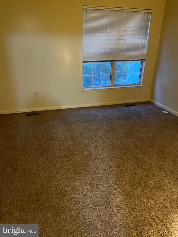 Foto del edificio - 33 Hiddencreek Ct