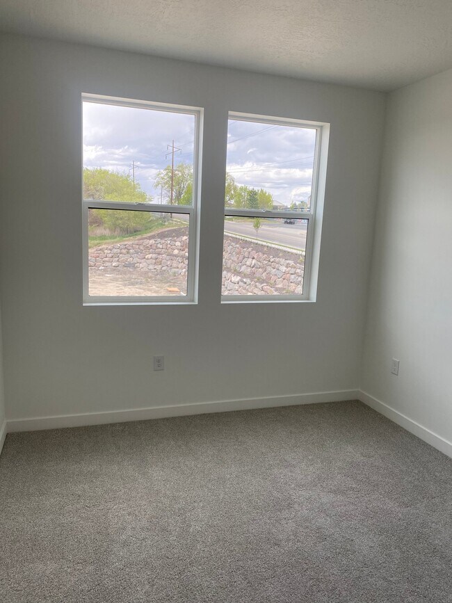 Foto del edificio - 8345 S Iris Lumi Ln