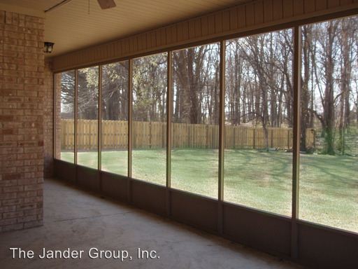 Building Photo - 614 E Crawford Dr
