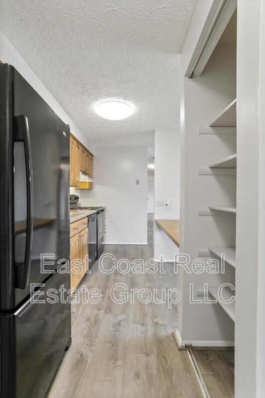 Foto del edificio - 993 Heather Ridge Dr