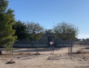 Building Photo - 13393 Pierce Ln
