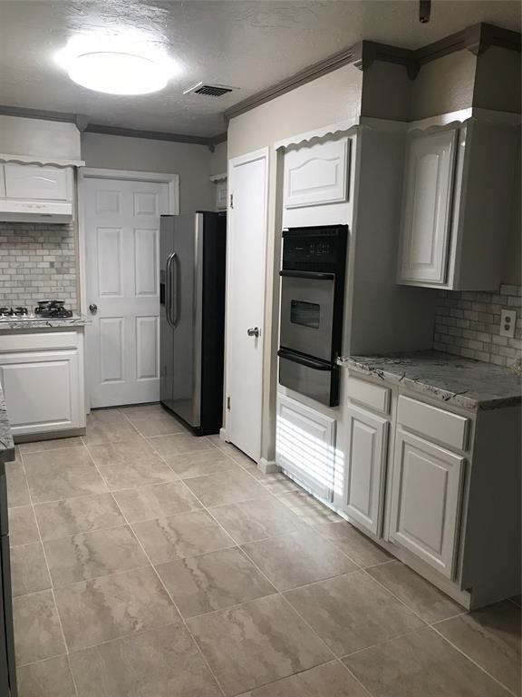 9323 Willow Meadow Dr, Houston, TX 77031 House Rental in Houston, TX