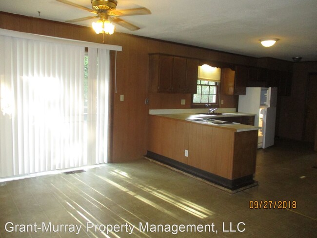 Building Photo - 3 br, 1.5 bath House - 6424 Northfield Court