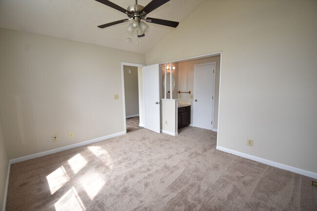 Building Photo - Coming Soon: 3 Bedroom and 2 Bath Home- Pe...