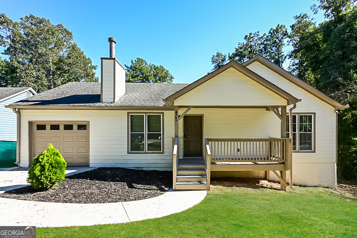 Foto principal - 402 Hawthorne Cir