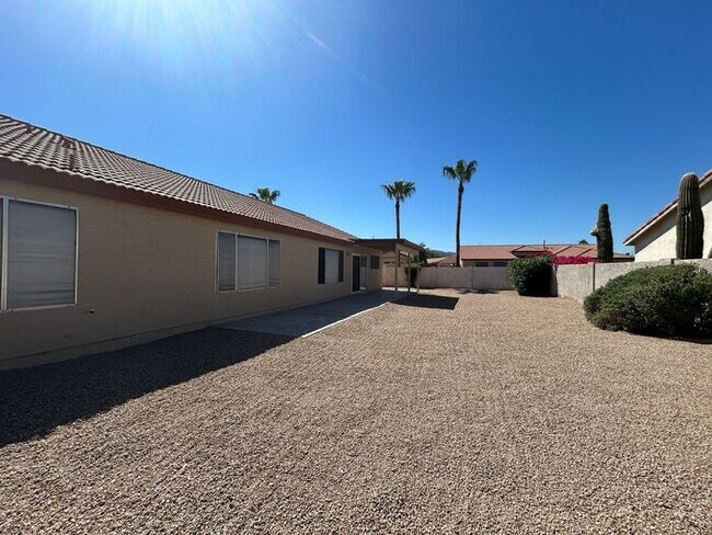 Foto del edificio - 6858 S 19th St