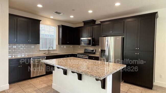 Foto del edificio - 5320 Kirby Pl