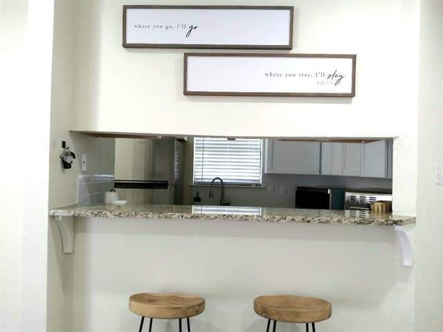 Foto del edificio - 4434 Point Blvd