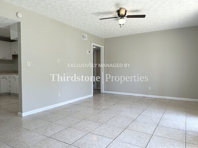 Building Photo - 4629 Williamsburg Ave, Jacksonville, FL 32208