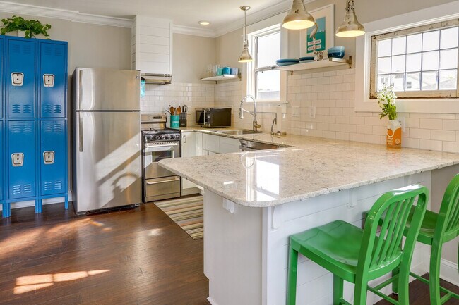 Foto del edificio - 202 10th Ave NE