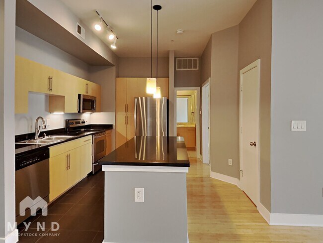 Foto del edificio - 4605 Cedar Springs Rd