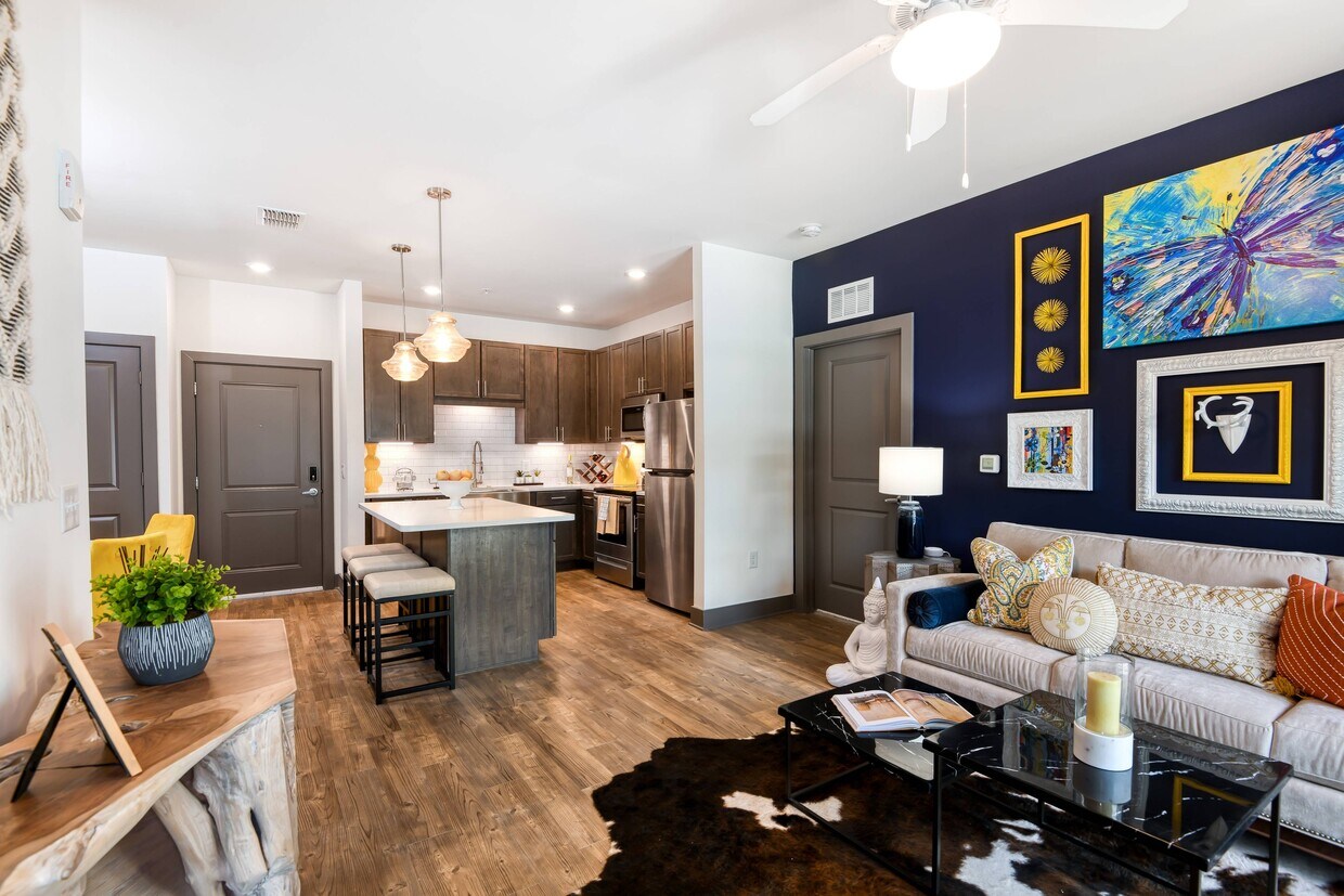 Noble on Newberry Apartments in Gainesville, FL