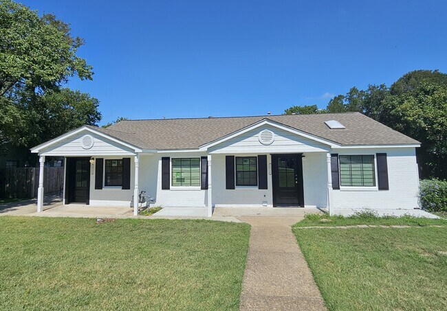 Building Photo - 10135 Kilarney Dr