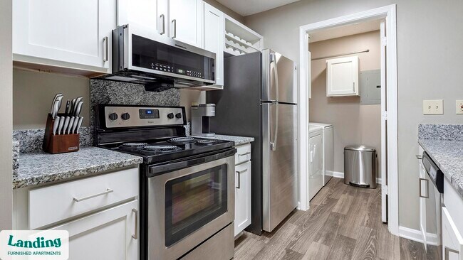 Foto del edificio - 300 Long Shoals Rd