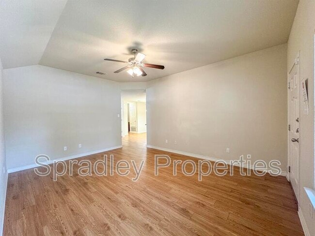 Foto del edificio - 204A Andy Ln