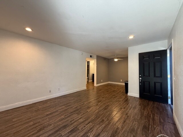 Building Photo - 1265 Kendall Dr