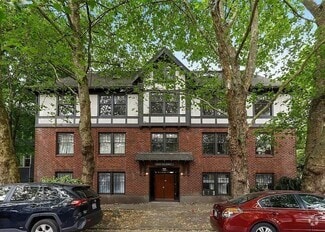 Building Photo - 535 20th Ave E