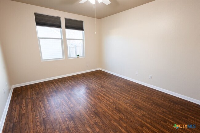 Foto del edificio - 249 Trestle Tree