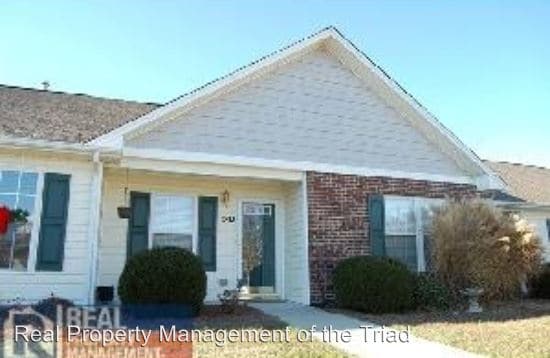 Primary Photo - 502 Bowen Lake Dr