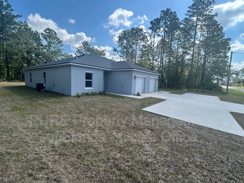 Foto del edificio - 6139 SW 143rd St